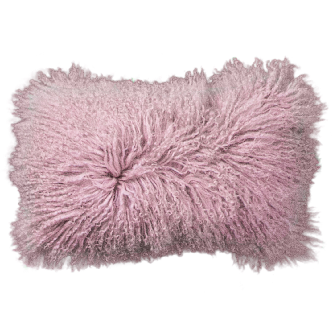 Coussin peau de mouton du Tibet rose, format rectangulaire 30x50 cm vu de face