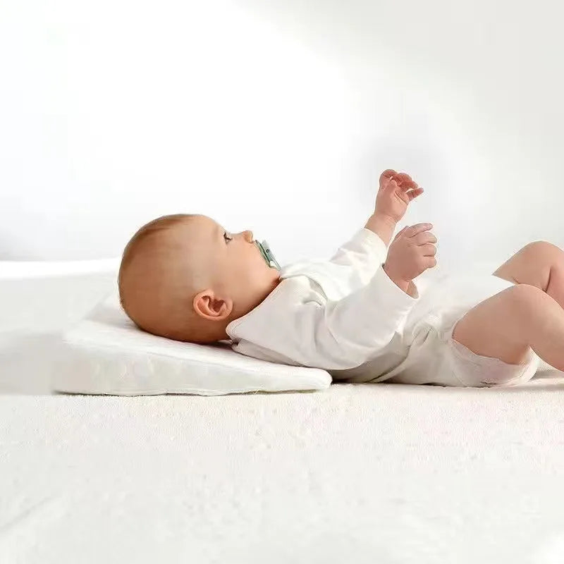 Coussin anti reflux bébé