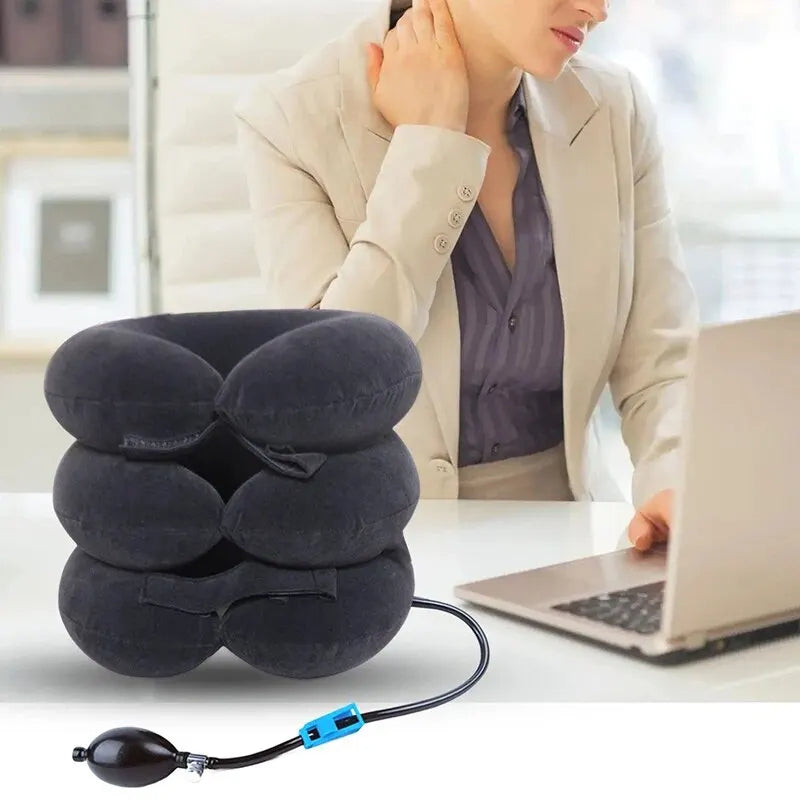 Coussin cervical gonflable avec pompe manuelle