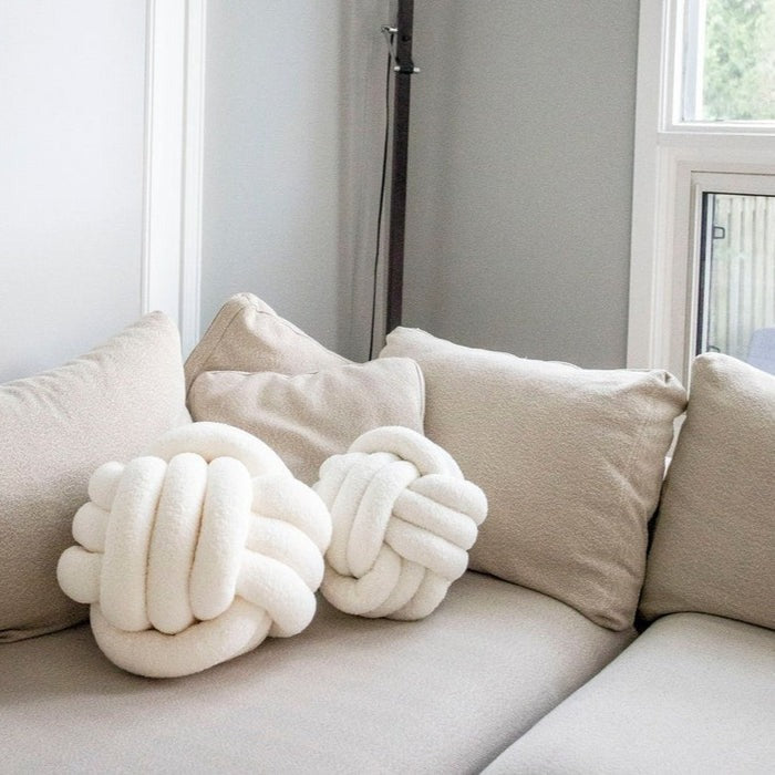 Coussin boule beige